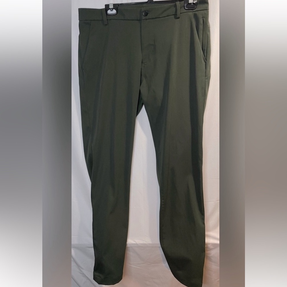 Lululemon Olive Forest Green Men's 36x33 ABC Trousers in Utilitech